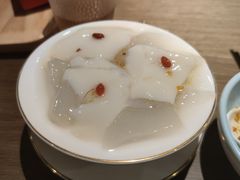 -肖四女乐山跷脚牛肉(滨江天街店)