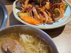 -金龙烧烤·牛肉面(西塔店)