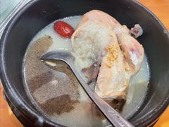 -长寿参鸡汤(朝韩风情街店)