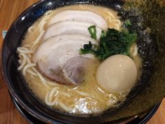 -横浜家系ラーメン壱角家(新宿アルタ裏店)