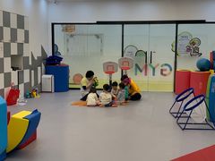 -美国谷斯妈妈早教中心 (陆家嘴店)
