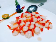 手剥河虾仁-蝶园·装修中(BFC外滩金融中心店)