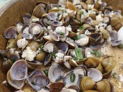 蒜蓉蒸黄沙蚬-荣兴河鲜楼