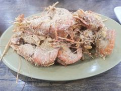 咸蛋黄炒虾-贞姨美食·老字号海鲜大排档