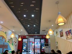 大堂-螺小胖柳州螺蛳粉(钟楼总店)