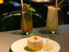-Oasis Bar & Grill