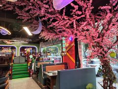-路边边地标烧烤·川菜·小龙虾·音乐酒馆(良乡长虹店)