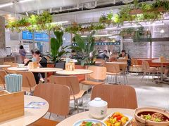 大堂-老乡鸡(上海白玉兰广场店)