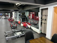 -坚果健身24小时工作室(定西路店)
