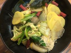 -万记麻辣烫国展总店