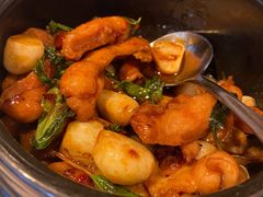 石锅罗勒三杯鸡-喜来登由由大酒店九州膳坊中餐厅