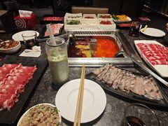 -海底捞火锅(稻河古街夜宵主题店)