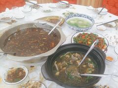 -乡土特色.冷锅鱼.牦牛肉汤锅