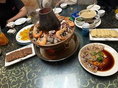 -一口猪海鲜浑锅·东北家常菜