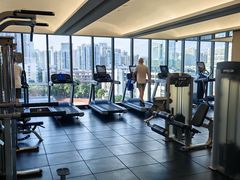 -广州天河希尔顿酒店