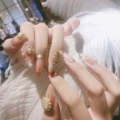 -雪儿·YuKi美甲美睫皮肤管理Salon