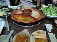 -滇釜火锅·能喝汤的火锅(车公庄店)