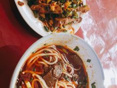 -正宗向东街新化特色牛肉粉馆(一中店)