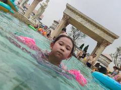 -泉城欧乐堡戏水湾艺术养生温泉