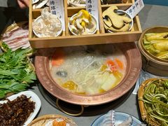 -阿婆情腊排骨火锅·野生菌季(古城旗舰店)