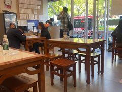 -老西白点心店