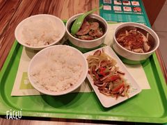 -老乡鸡(南京龙池地铁站蓝郡店)