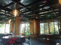 靠窗位-生态苑农庄(十里画廊遇龙河店)