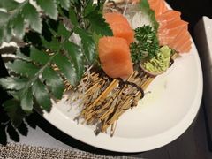 三文鱼刺身-山上下日本料理(万象城店)