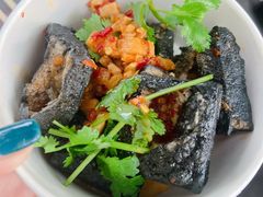 -黑色经典臭豆腐·湖南特产(坡子街店)