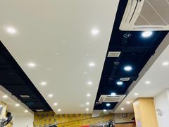 -江城燕子大排档(江汉路步行街店)