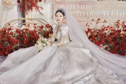 -艾朵婚纱