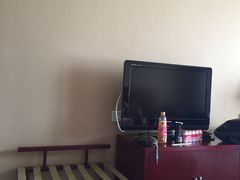 -爱舍海岸酒店(香港中路五四广场店)