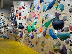 -问山MountQuest攀岩馆