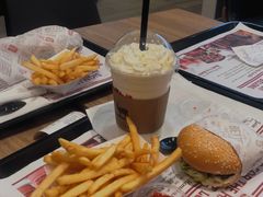 -The Habit Burger Grill 哈比特汉堡(复兴soho店)