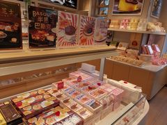 零售区-好利来(亦庄国融店)