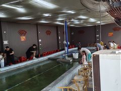-光头佬室内钓虾场·烧烤·团建·亲子(中山八路店)
