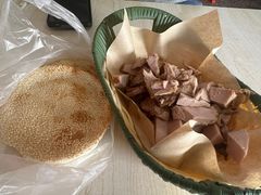 -北关桥老吨熏肉