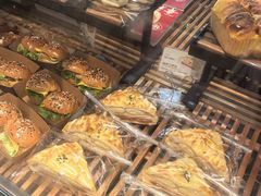 -皇冠幸福里动物奶油生日蛋糕(龙阳村地铁站店)