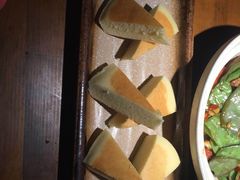 -洞庭土菜小炒馆(易发广场店)