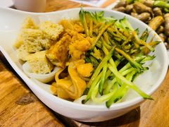 凉皮-平娃三宝烧烤·面食(南小街店)