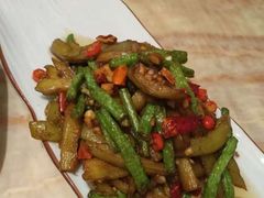 豆角烧茄子-钟掌勺忘不了地道湘菜(新天地假日广场店)