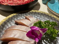 -墨居上隐·院子里火锅(峨眉店)