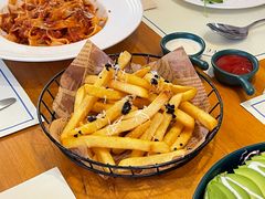 黑松露芝士薯条-沏点Trattoria意大利餐厅(新街口店)