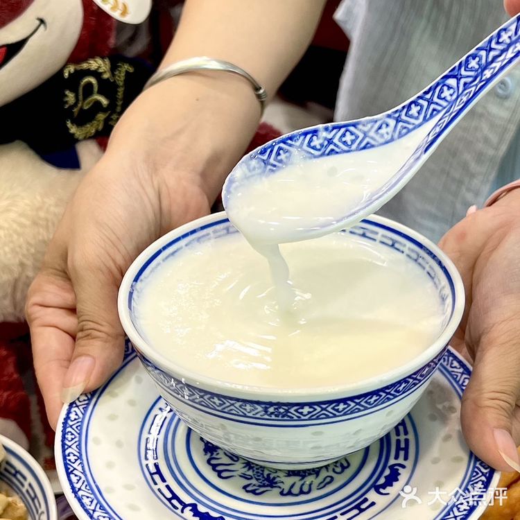 在深圳，唯一让我心念已久的糖水铺！