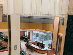 -东豪园林海鲜酒家(南港路辅路店)