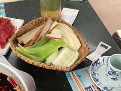 -楠柏弯休闲山庄(梨花溪店)