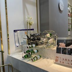 -初颜品佑肌肤管理