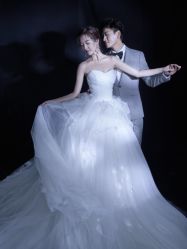 -女王风尚STUDIO·轻奢化定制