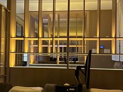 -涨巢·潮玩水疗局