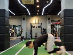 -Freedom Fitness私教健身俱乐部(徐虹北路店)